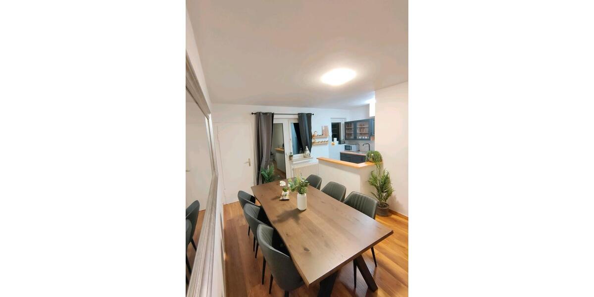 Etagenwohnung Köln Kalk - 3 Zimmer, 85 m&sup2;, 2.000&euro; | Angebot:26578567