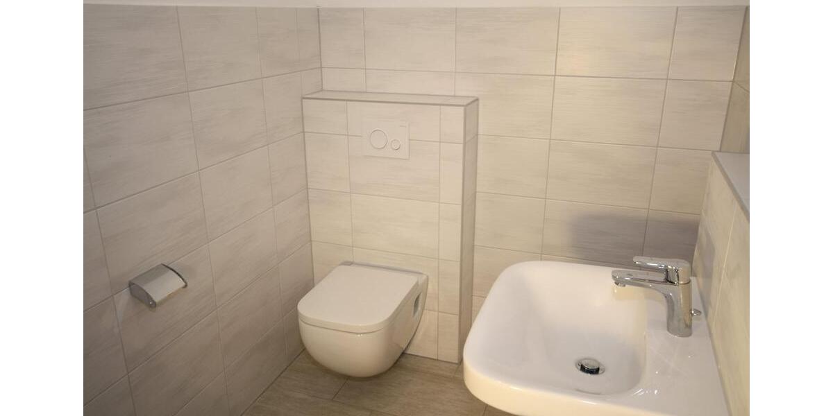 Erdgeschoßwohnung Suhl - 4 Zimmer, 101 m&sup2;, 750&euro; | Angebot:24650215