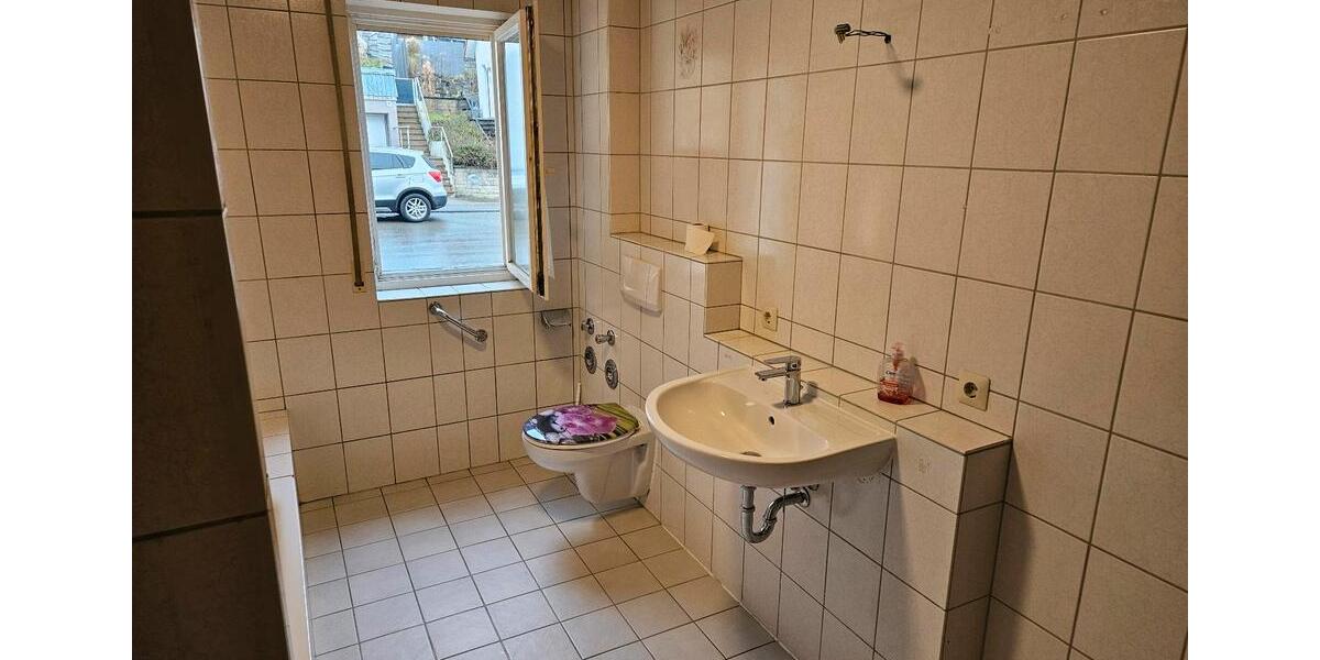 Erdgeschoßwohnung Engen - 3 Zimmer, 84 m&sup2;, 1.050&euro; | Angebot:24732397