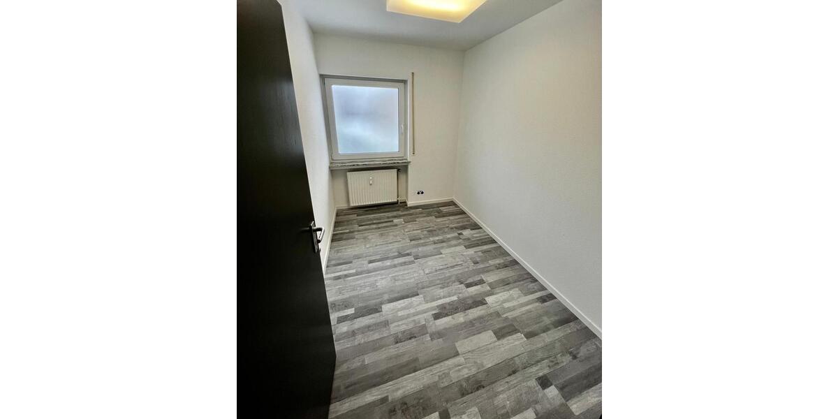 Etagenwohnung Wilnsdorf - 6 Zimmer, 120 m&sup2;, 1.150&euro; | Angebot:25882213