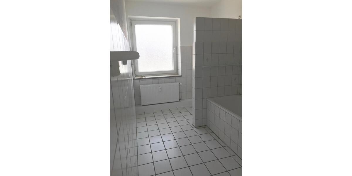 Terrassenwohnung Lage - 3 Zimmer, 83 m&sup2;, 960&euro; | Angebot:26545806