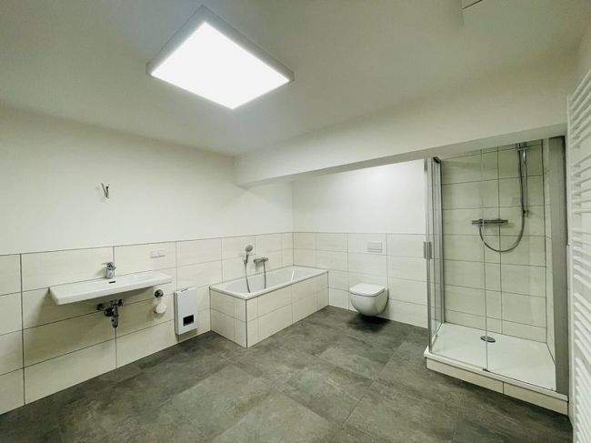 Etagenwohnung Brandenburg an der Havel Altstadt - 4 Zimmer, 131 m&sup2;, 1.185&euro; | Angebot:25801202