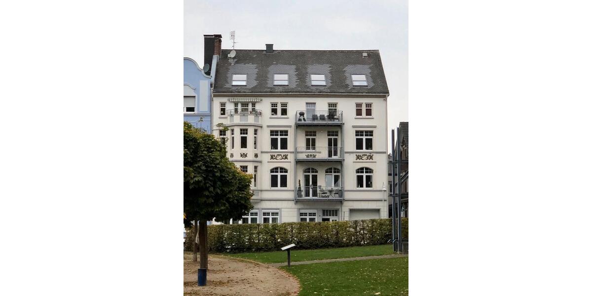 Etagenwohnung Siegen - 2 Zimmer, 61 m&sup2;, 1.025&euro; | Angebot:26049777