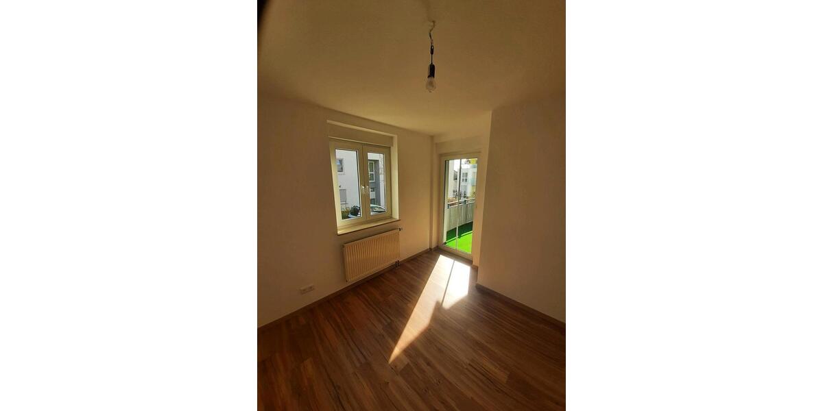 Erdgeschoßwohnung Dinkelsbühl - 3 Zimmer, 73 m&sup2;, 830&euro; | Angebot:24302533