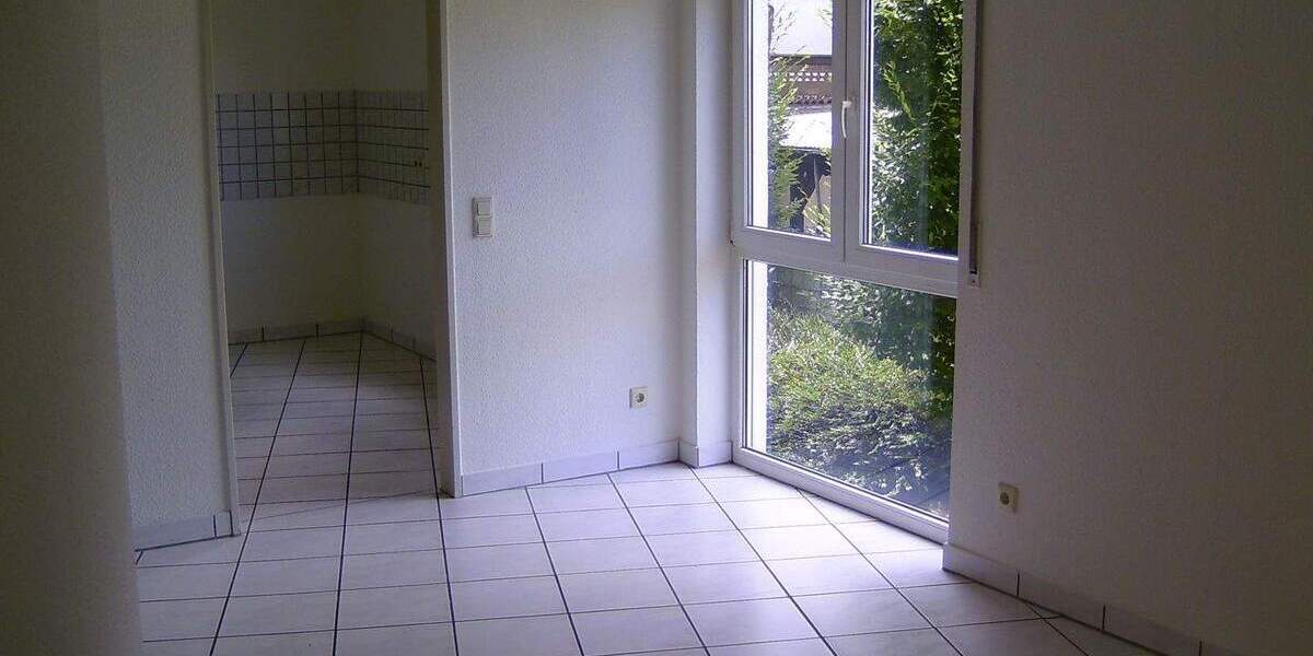 Etagenwohnung Weißenthurm - 3 Zimmer, 80 m&sup2;, 690&euro; | Angebot:24113116