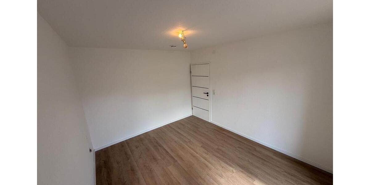 Erdgeschoßwohnung Eisenberg (Pfalz) - 3 Zimmer, 60 m&sup2;, 780&euro; | Angebot:26288395