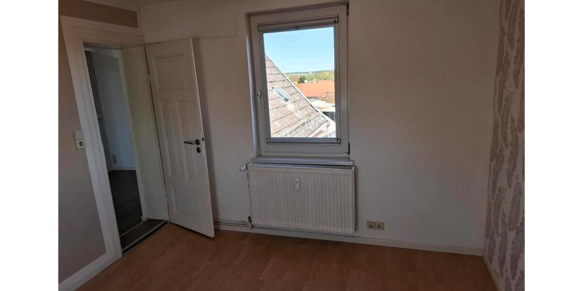 Dachgeschoßwohnung Klötze - 2 Zimmer, 75 m&sup2;, 575&euro; | Angebot:26373710