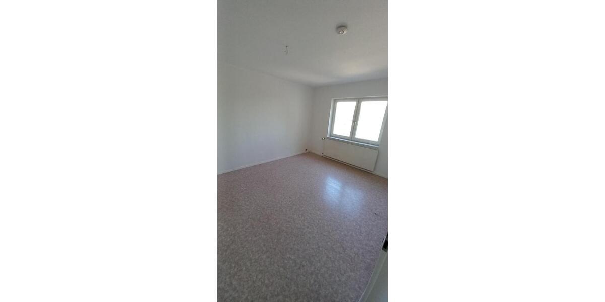 Etagenwohnung Ballenstedt - 4 Zimmer, 95 m&sup2;, 650&euro; | Angebot:24587335