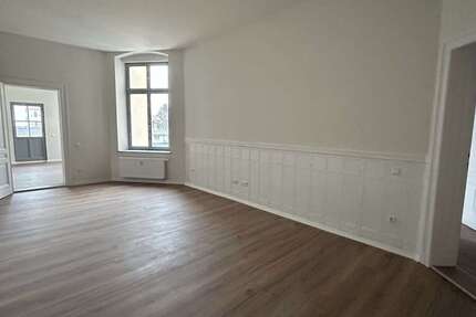 Wohnung zum Mieten in Görlitz 1.085 € 135.59 m² 4 zimmer