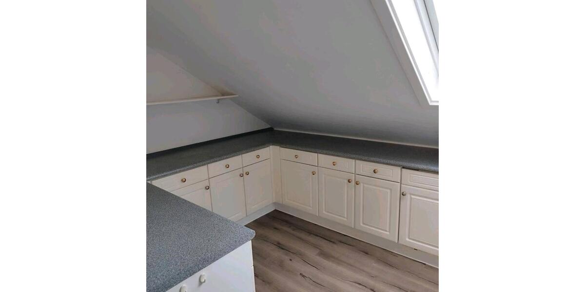 Dachgeschoßwohnung Eberdingen - 3.5 Zimmer, 64 m&sup2;, 640&euro; | Angebot:26374167