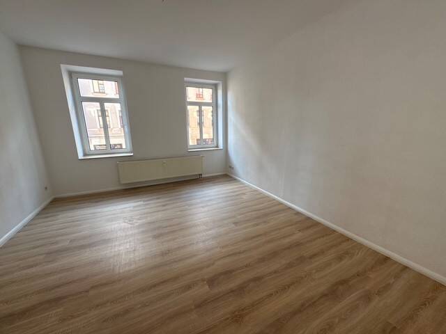 Zimmer Chemnitz Kaßberg - 3 Zimmer, 81 m&sup2;, 450&euro; | Angebot:26290142