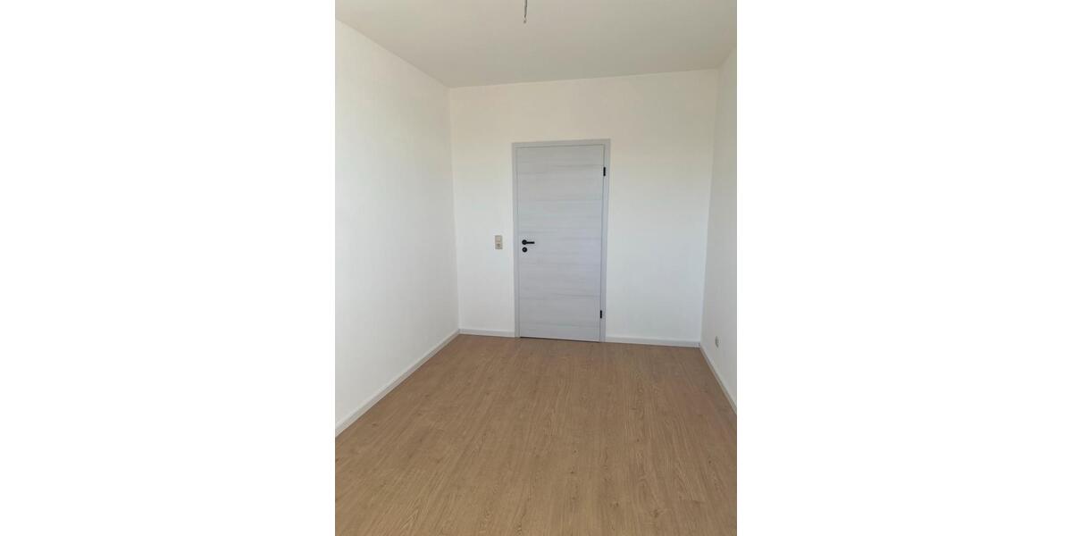 Etagenwohnung Glauchau - 2 Zimmer, 51 m&sup2;, 400&euro; | Angebot:26512369