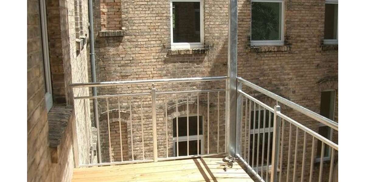 Wohnung zum Mieten in Halle 824 € 103.54 m² 4 zimmer