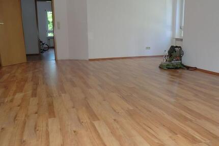 Wunderschöne Etagenwohnung mit Balkon im schönen Schweighausen 2 zimmer