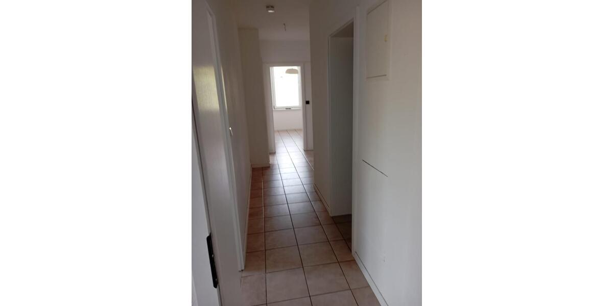 Erdgeschoßwohnung Rätzlingen - 4 Zimmer, 83 m&sup2;, 590&euro; | Angebot:26547824