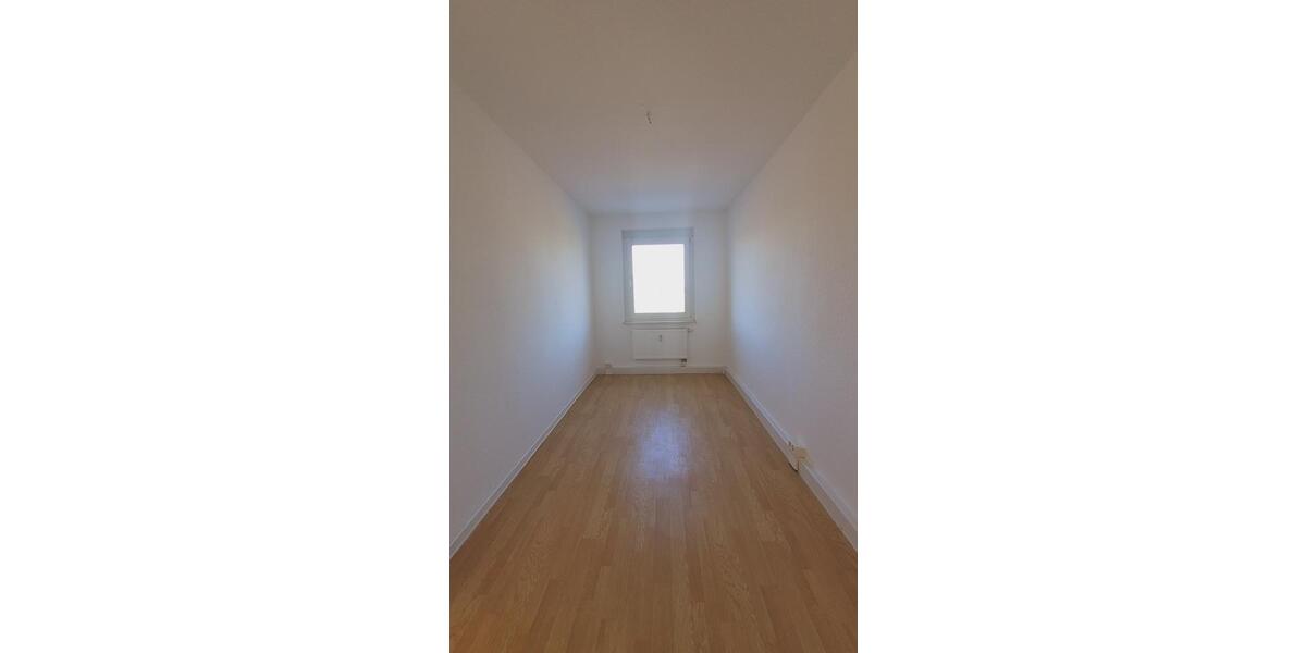 Etagenwohnung Genthin - 3 Zimmer, 61 m&sup2;, 375&euro; | Angebot:25714362