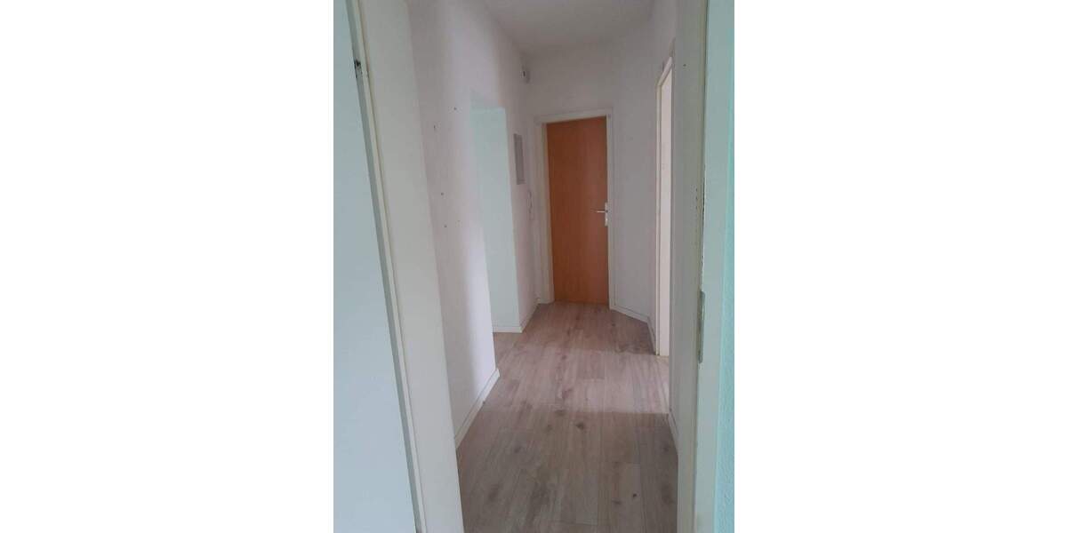Terrassenwohnung Hof Innenstadt - 4 Zimmer, 70 m&sup2;, 430&euro; | Angebot:26128126
