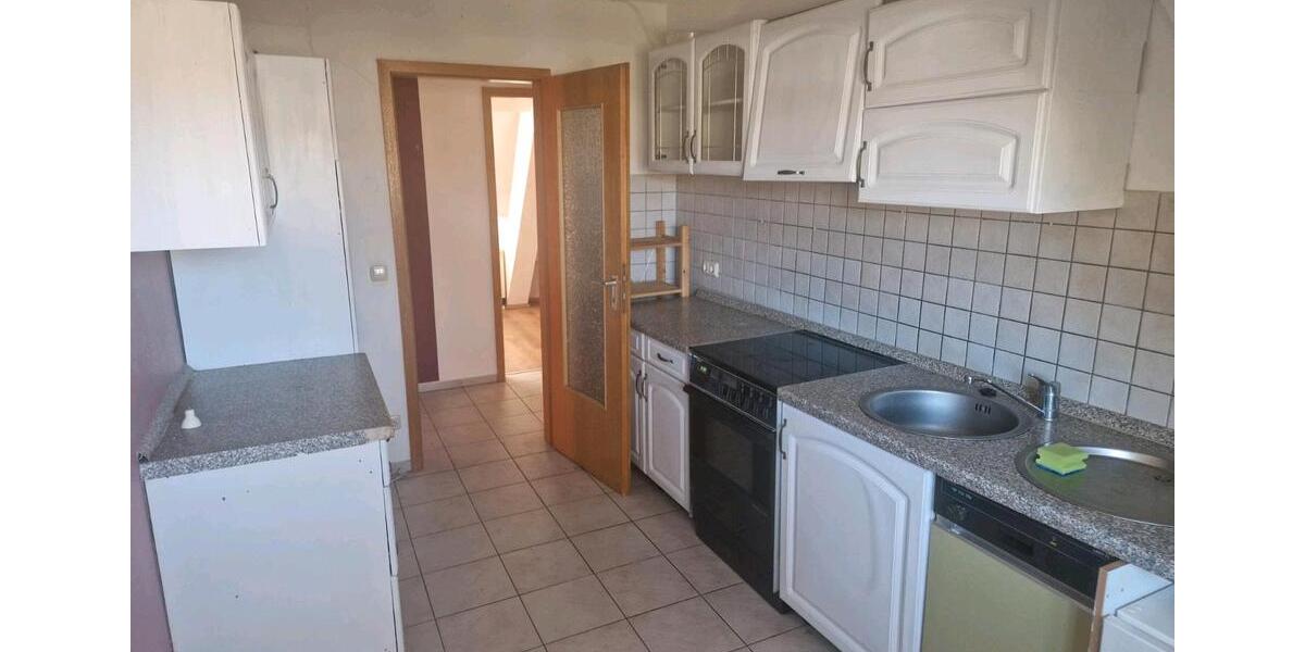 Dachgeschoßwohnung Oberkotzau - 2.5 Zimmer, 48 m&sup2;, 380&euro; | Angebot:26249103