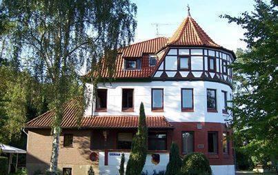 WG-Zimmer in Suderburg, Altbauvilla