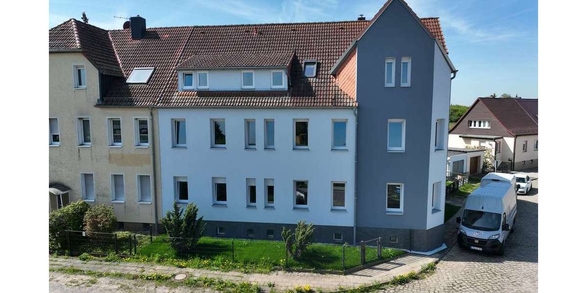 Wohnung zum Mieten in Lützen 1.194,85 € 103.9 m² 4 zimmer