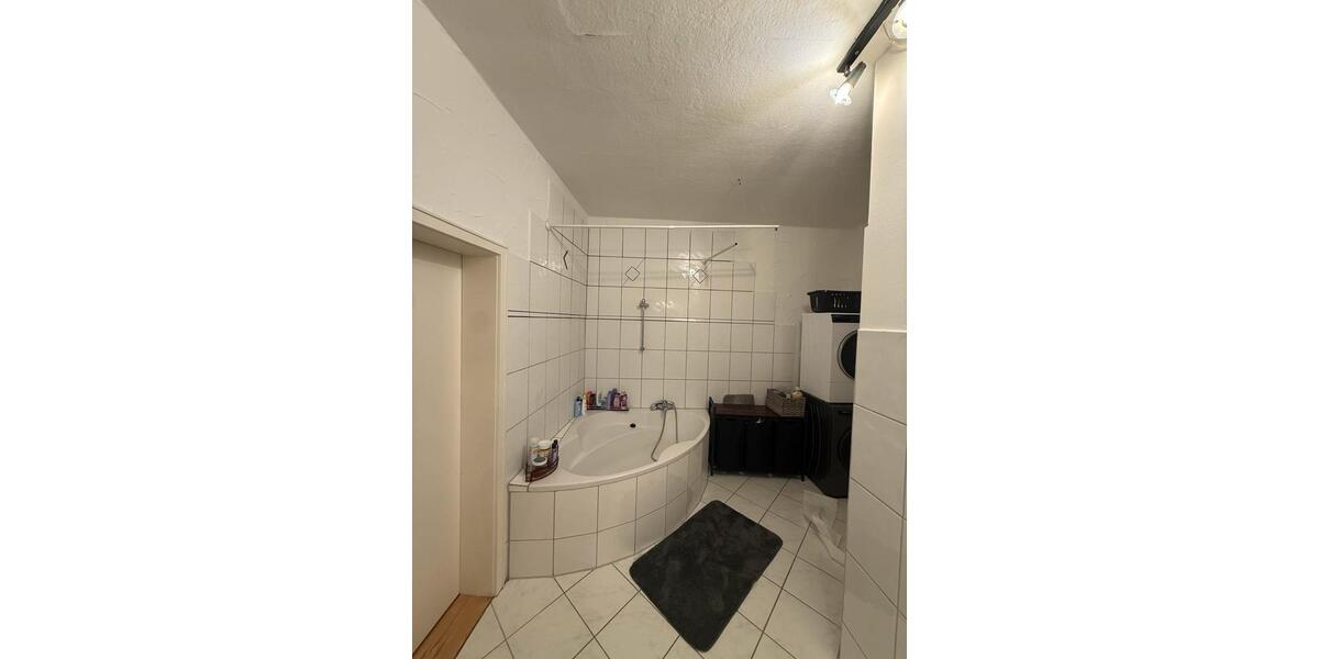 Etagenwohnung Geisenfeld - 3 Zimmer, 112 m&sup2;, 1.100&euro; | Angebot:24865831
