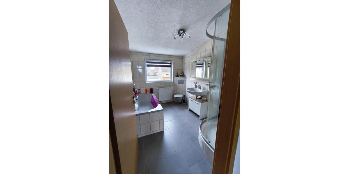 Dachgeschoßwohnung Rot am See - 3 Zimmer, 77 m&sup2;, 650&euro; | Angebot:24441196