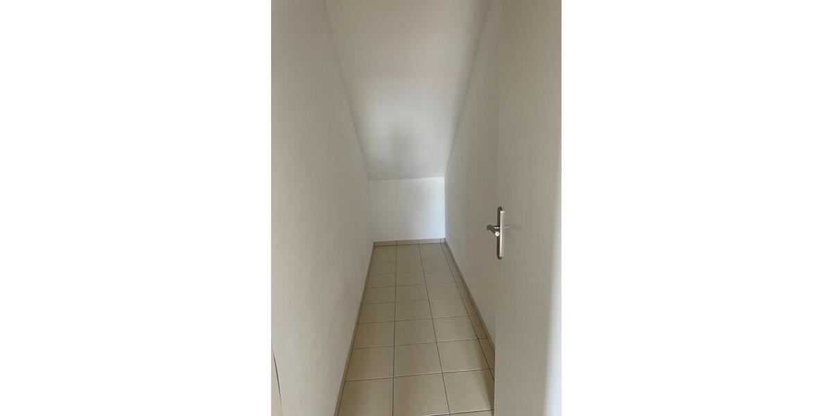 Dachgeschoßwohnung Rotthalmünster - 3 Zimmer, 72 m&sup2;, 900&euro; | Angebot:26680217