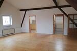 Dachgeschoßwohnung Landau an der Isar - 2.5 Zimmer, 100 m&sup2;, 720&euro; | Angebot:26521905