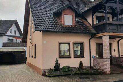 Wohnung Bad Kissingen - 5 Zimmer, 130 m&sup2;, 850&euro; | Angebot:26102527