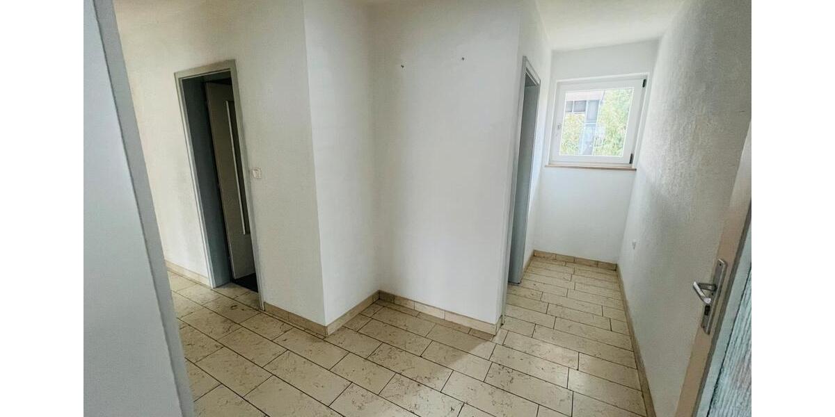 Etagenwohnung Denklingen - 3 Zimmer, 86 m&sup2;, 940&euro; | Angebot:26646651