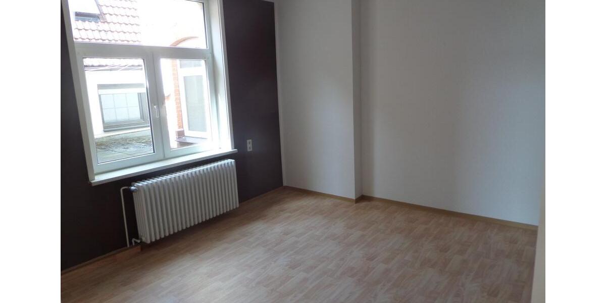 Etagenwohnung Malchin - 2 Zimmer, 75 m&sup2;, 410&euro; | Angebot:23443186