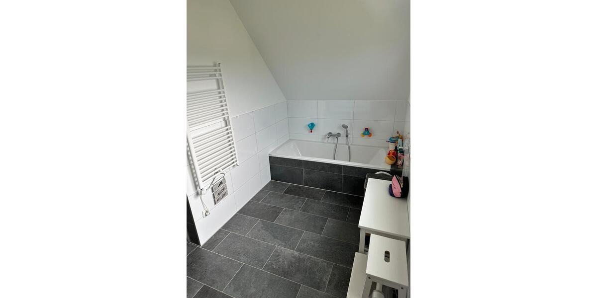 Einfamilienhaus Mömbris - 6 Zimmer, 139 m&sup2;, 1.850&euro; | Angebot:24820194