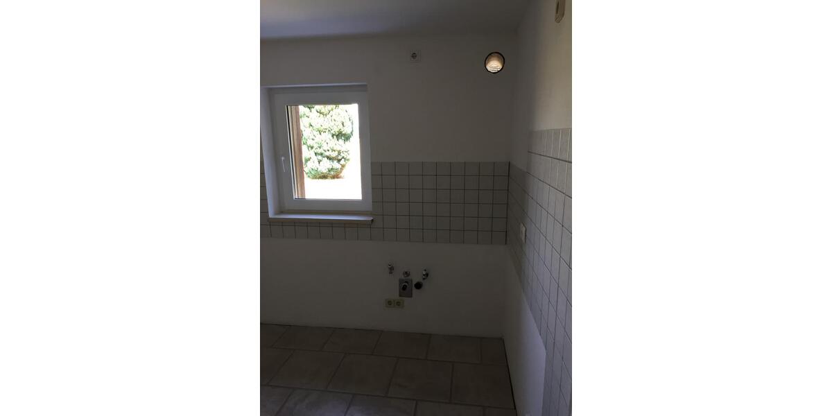 Erdgeschoßwohnung Nebra (Unstrut) - 3 Zimmer, 72 m&sup2;, 400&euro; | Angebot:26701304