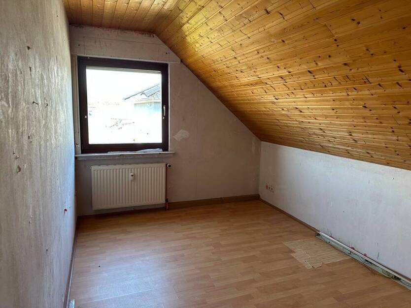 Dachgeschoß mit herrlichem Blick ins Bergisch Land mit Balkon
