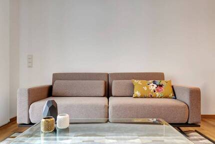 2-Zimmer-Apartment möbliert