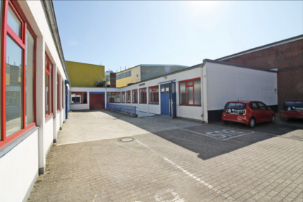 Halle in hamburg 2.150 € 250 m² zimmer