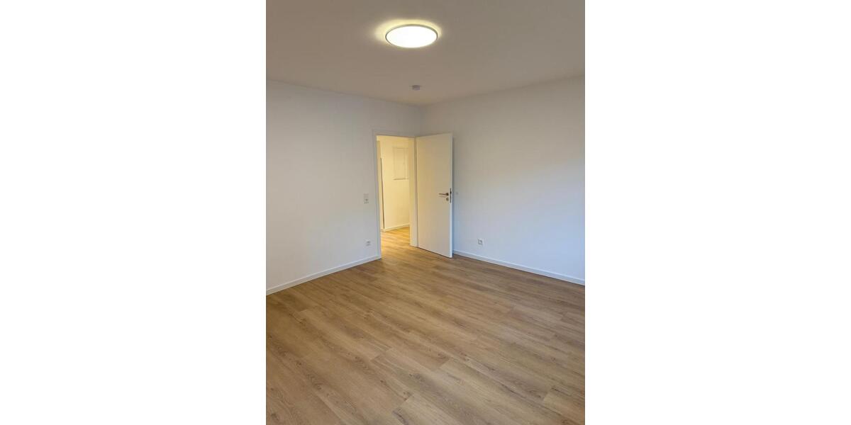 Erdgeschoßwohnung Duisburg Duisburg-Mitte - 3.5 Zimmer, 66 m&sup2;, 1.200&euro; | Angebot:25974614