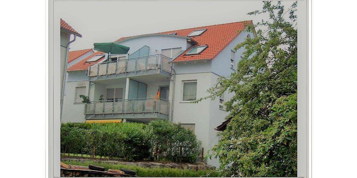 Etagenwohnung Besigheim - 3 Zimmer, 92 m&sup2;, 1.100&euro; | Angebot:25998702