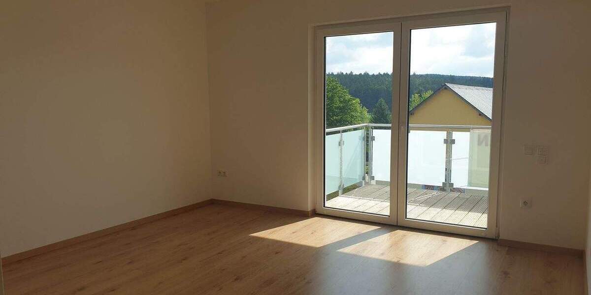 Etagenwohnung Grünhain-Beierfeld Grünhain - 3 Zimmer, 85 m&sup2;, 750&euro; | Angebot:25774757