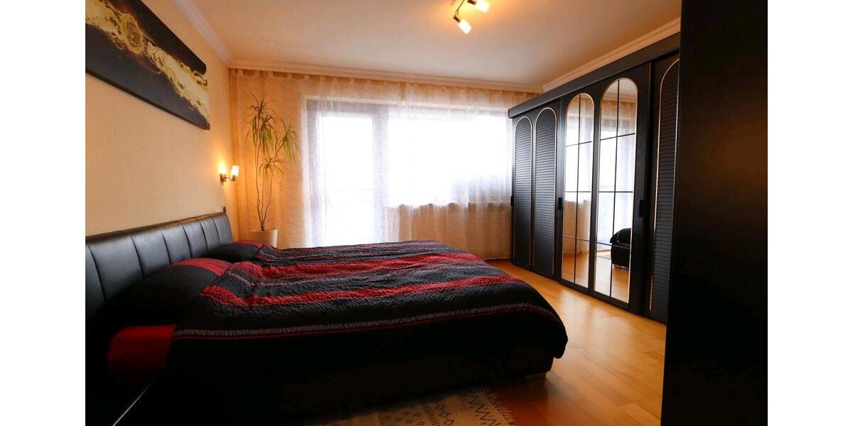 Etagenwohnung Friedberg - 3 Zimmer, 86 m&sup2;, 1.750&euro; | Angebot:26285859