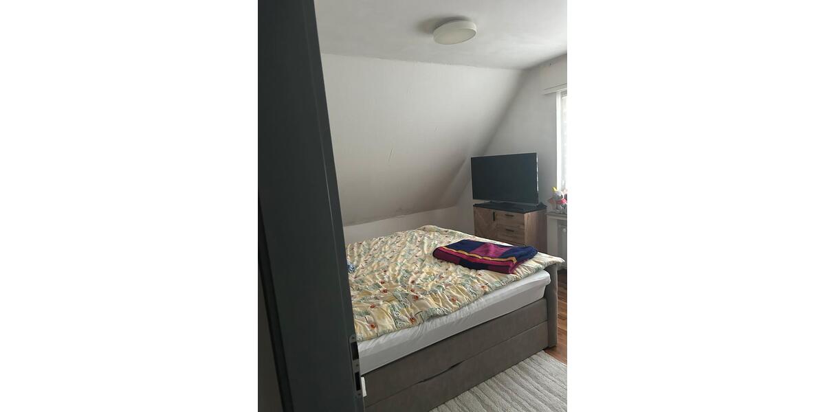 Wohnung - 3 Zimmer - 75m2 - Kellerraum - Abstellplatz - Balkon 5 zimmer