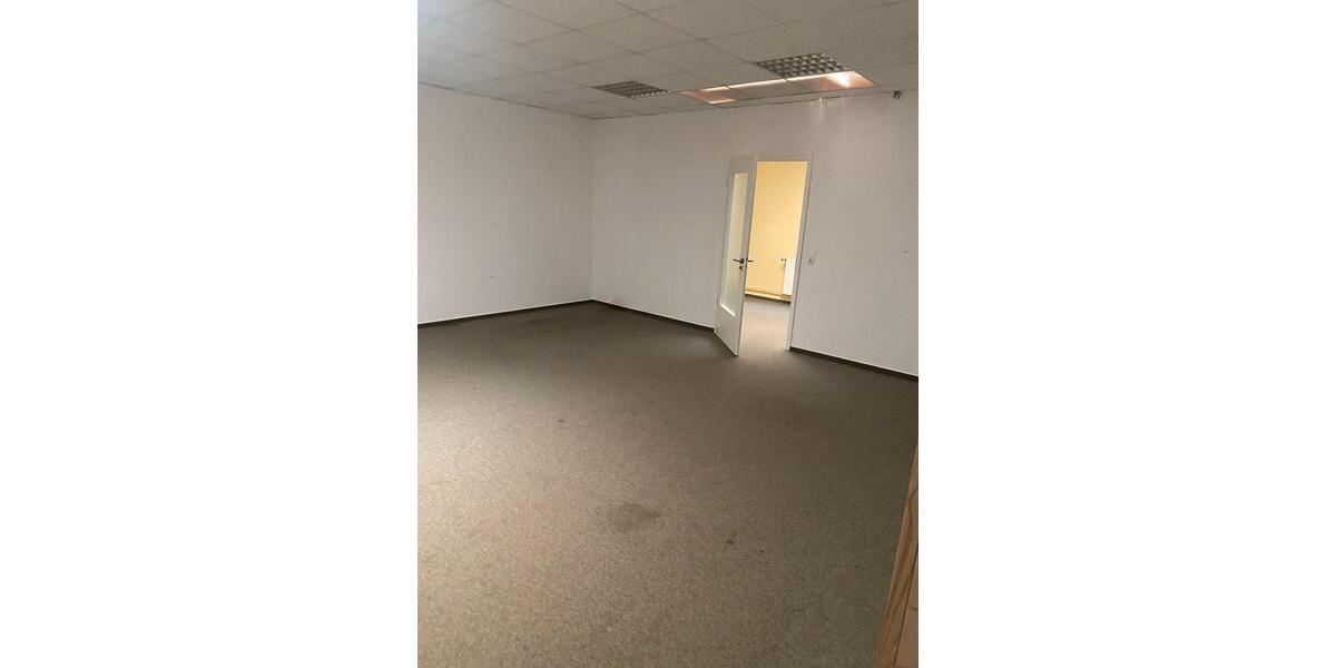 Gewerbeobjekt Molfsee - 1.250&euro; | Angebot:24848575