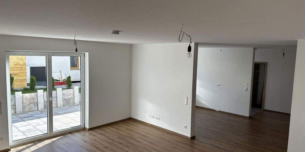 Doppelhaushälfte Winzer Neßlbach - 4 Zimmer, 130 m&sup2;, 1.200&euro; | Angebot:24737237