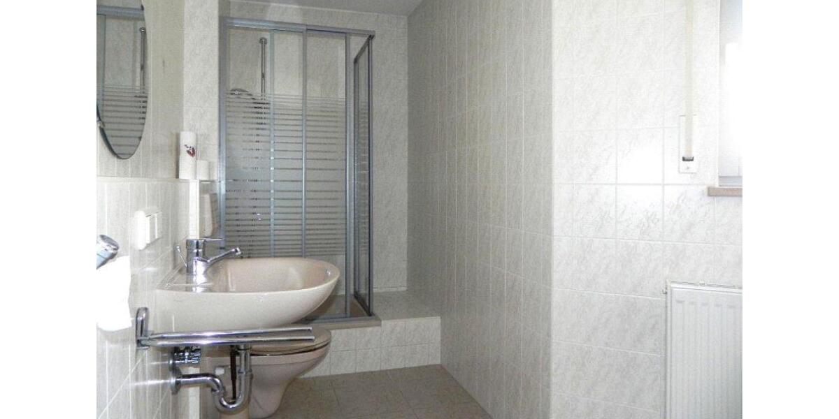 Etagenwohnung Greiz - 1 Zimmer, 39 m&sup2;, 265&euro; | Angebot:26291288