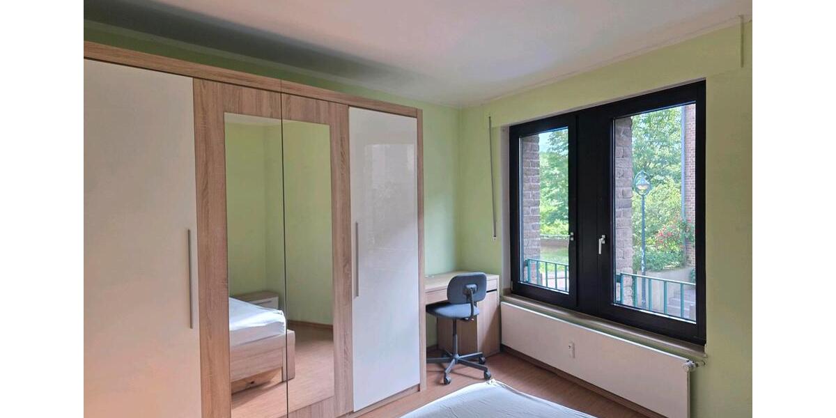 Etagenwohnung Düsseldorf Stadtbezirk 8 - 2 Zimmer, 70 m&sup2;, 1.250&euro; | Angebot:26652592