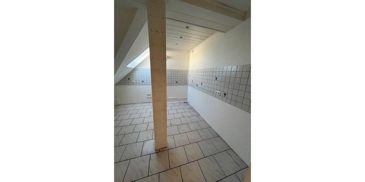 Etagenwohnung Wolfenbüttel - 3.5 Zimmer, 139 m&sup2;, 695&euro; | Angebot:26578305