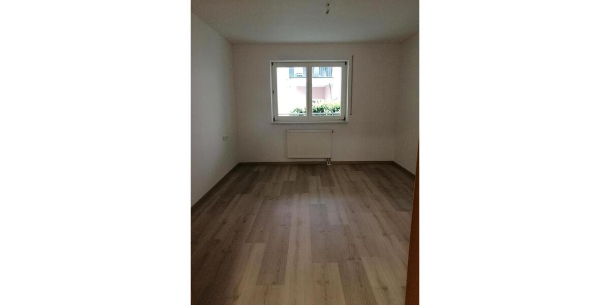Erdgeschoßwohnung Lauingen (Donau) - 2 Zimmer, 61 m&sup2;, 830&euro; | Angebot:26485683