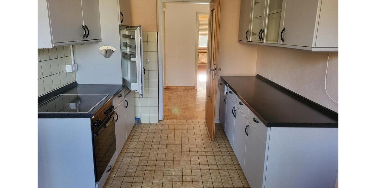 Etagenwohnung Bad Berleburg - 4 Zimmer, 122 m&sup2;, 700&euro; | Angebot:25611923
