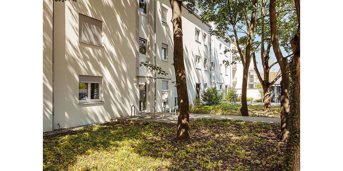 Etagenwohnung Nürnberg Großreuth b Schweinau - 2 Zimmer, 72 m&sup2;, 1.035&euro; | Angebot:25985115