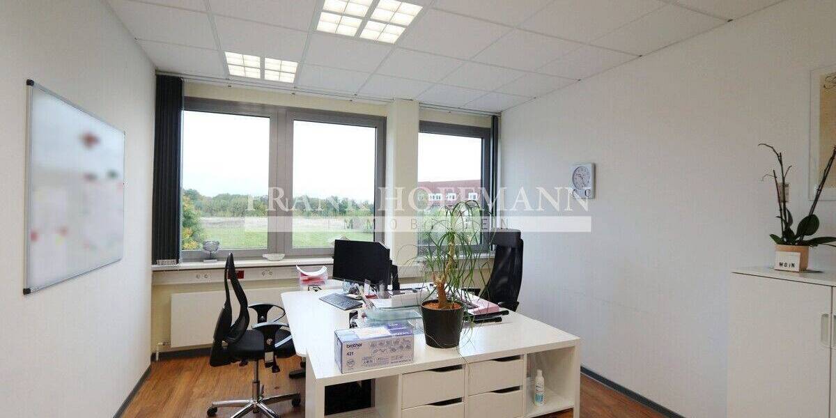 Gewerbeobjekt Quickborn - 2.390&euro; | Angebot:25700514